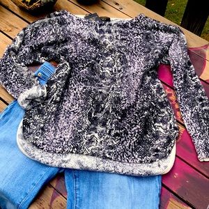 Cashmere sweater NWT